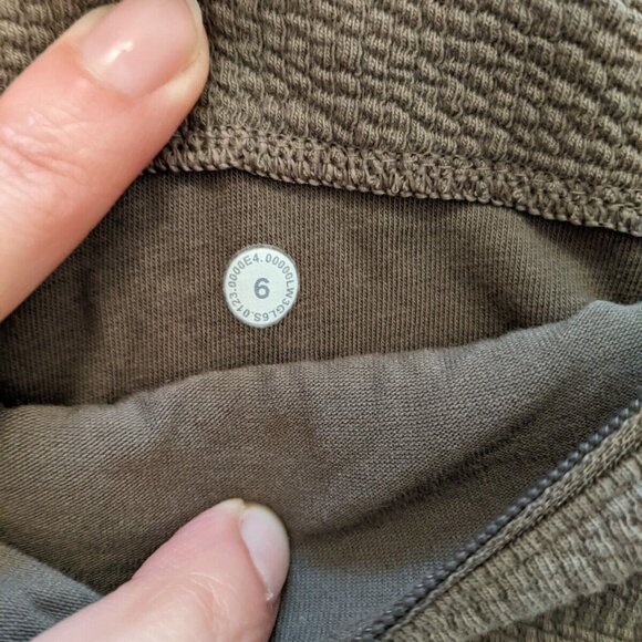 Lululemon women's green cropped hoodie size 6 - Picture 6 of 7